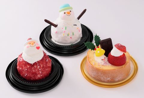 サンタクロースケーキスノーマンケーキとクリスマスロールケーキ